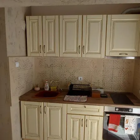 Apartment Downtown 2 *